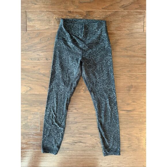 Lululemon Align Pant II (25") Lacescape Dark Cast Black size 4 W5AT4S - Picture 2 of 7